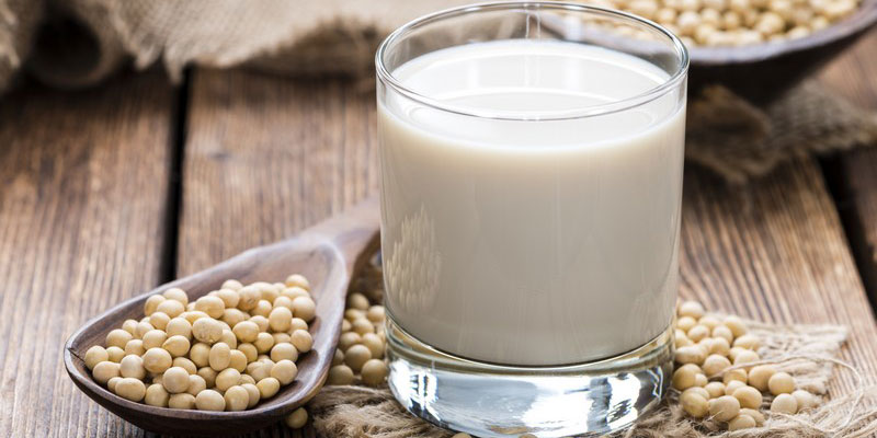 Sữa đậu nành bổ sung hormone estrogen mang đến vóc dáng lý tưởng cho chị em