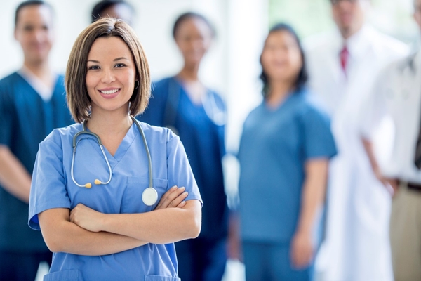 Muốn làm y tá học ngành gì?